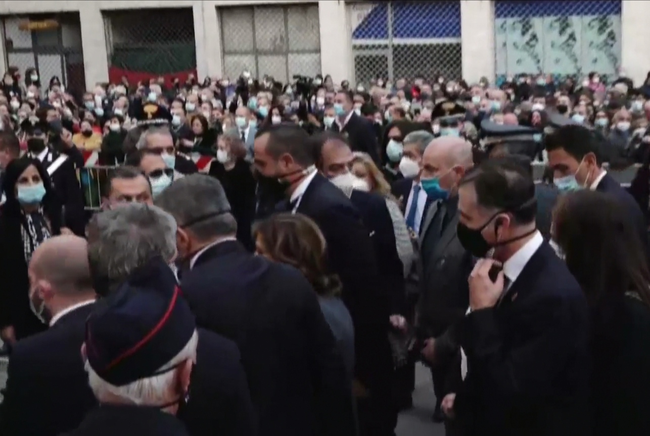 L’ANALISI. In fila per Jole