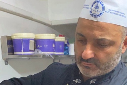 LA STORIA. Mastro Vincenzo, il pasticciere di Acri che fa impazzire i milanesi col suo panettone
