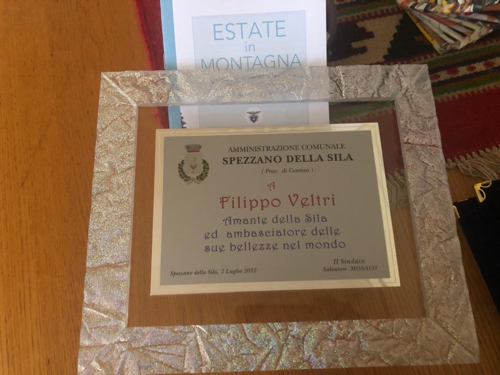 A Spezzano della Sila il dibattito su “Quando c’era la politica di Filippo Veltri